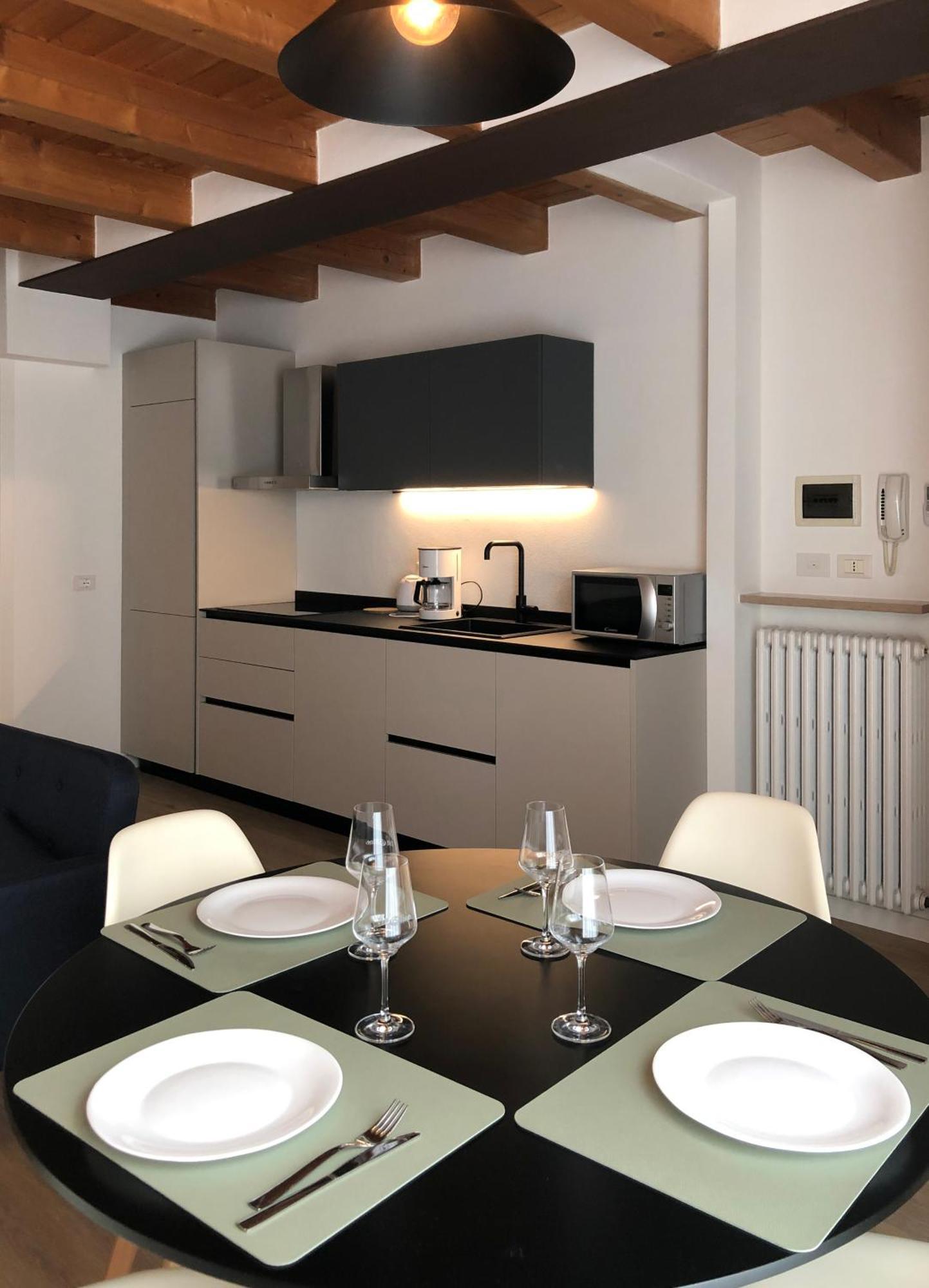 Pasubio Quattro Apartment Bardolino Bagian luar foto